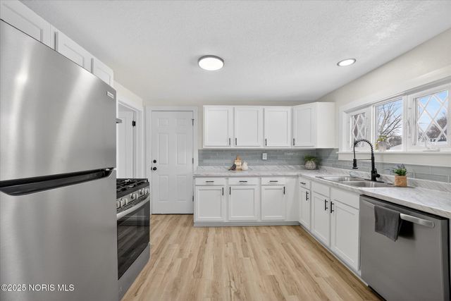 5051 Saint Aubin Drive, Toledo, OH 43615