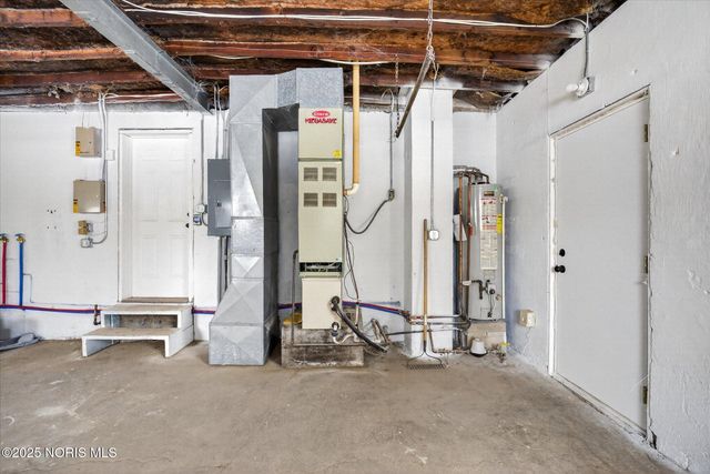 5051 Saint Aubin Drive, Toledo, OH 43615