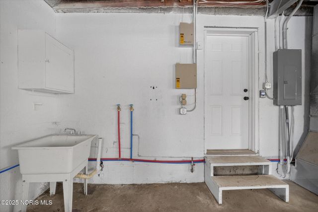 5051 Saint Aubin Drive, Toledo, OH 43615