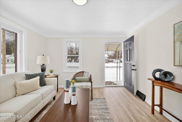 5051 Saint Aubin Drive, Toledo, OH 43615