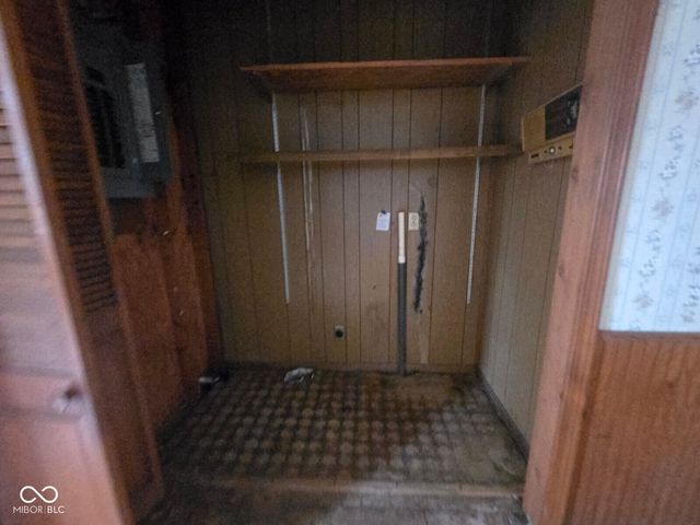 2915 E Phylbeck Avenue, Terre Haute, IN 47805