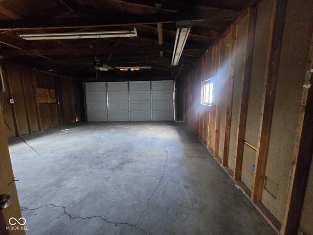 2915 E Phylbeck Avenue, Terre Haute, IN 47805