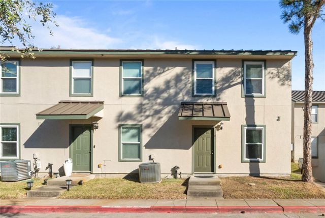 302 Saint Andrews St J-101, Rockport, TX 78382