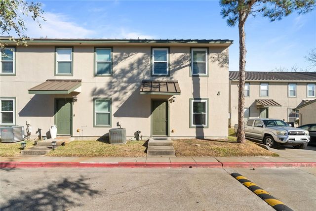 302 Saint Andrews St J-101, Rockport, TX 78382