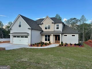 90 Loring Lane, Senoia, GA 30276