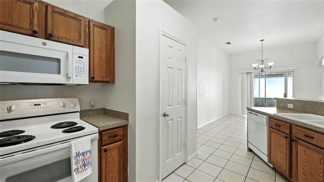 1742 Joy SPG, New Braunfels, TX 78130