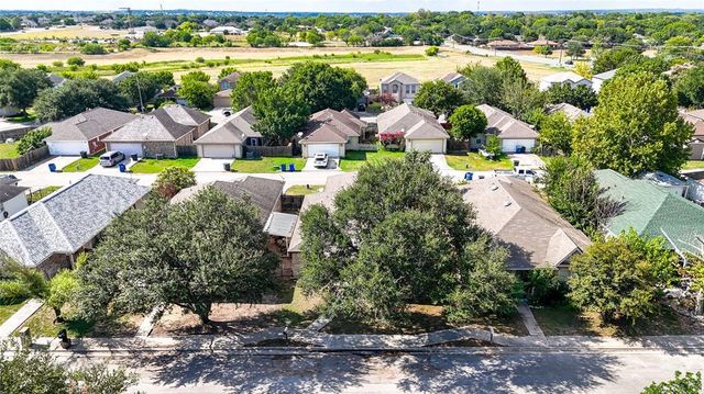 1742 Joy SPG, New Braunfels, TX 78130