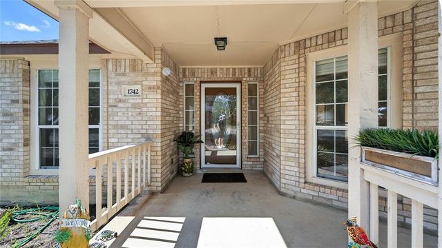 1742 Joy SPG, New Braunfels, TX 78130