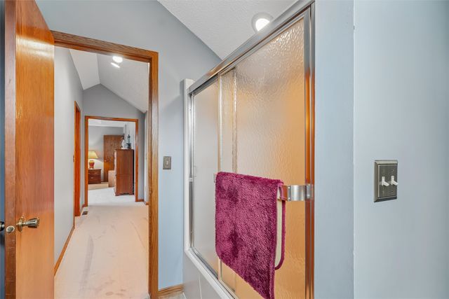 4420 98th Street, Urbandale, IA 50322