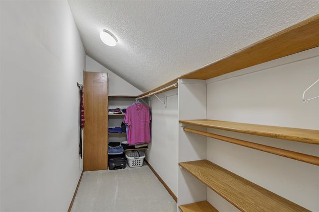 4420 98th Street, Urbandale, IA 50322