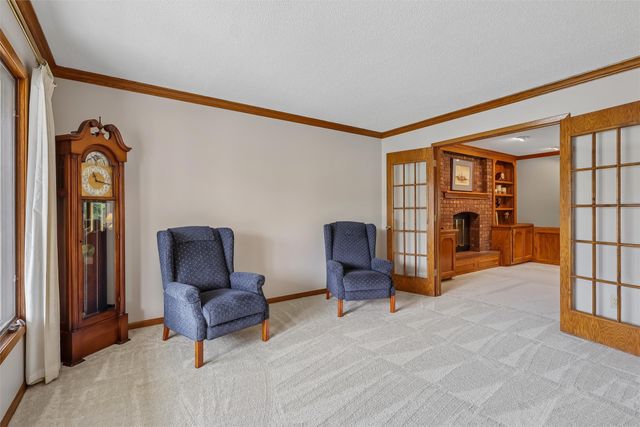 4420 98th Street, Urbandale, IA 50322