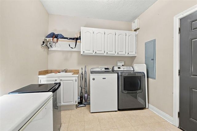 2341 Evangeline Oaks Drive, Sulphur, LA 70665