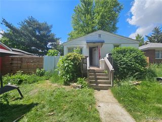 5417 Pennsylvania Ave, St Louis, MO 63111