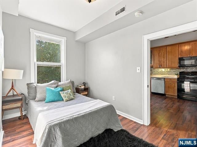 35 Waverly Street 3a, Jersey City, NJ 07306