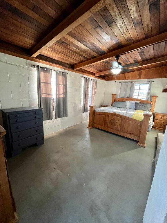 Image 26 of property listing at 126 Thompson Road, Blackwell, TX 79506