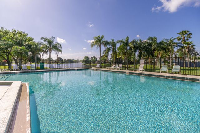178 Pinewood Court, Jupiter, FL 33458