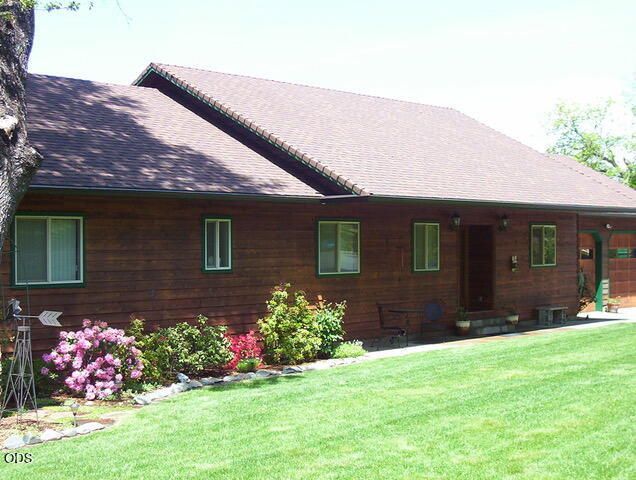 410 Lancelot Lane, Merlin, OR 97532