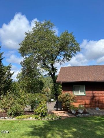 410 Lancelot Lane, Merlin, OR 97532