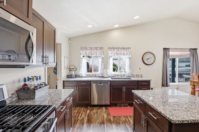 12933 W 3rd Ave, Airway Heights, WA 99001