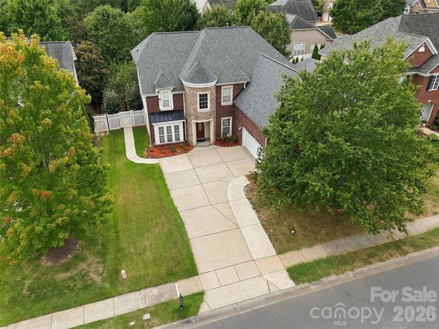 15110 Redwood Valley Lane, Charlotte, NC 28277