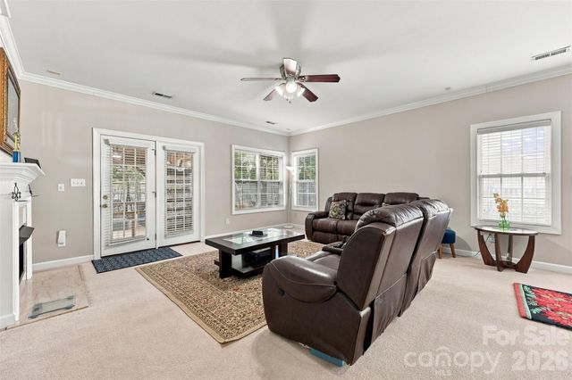 15110 Redwood Valley Lane, Charlotte, NC 28277