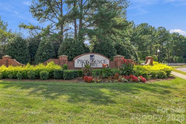 15110 Redwood Valley Lane, Charlotte, NC 28277