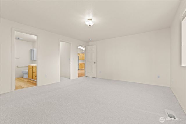 7101 33rd Way NE, Lacey, WA 98516