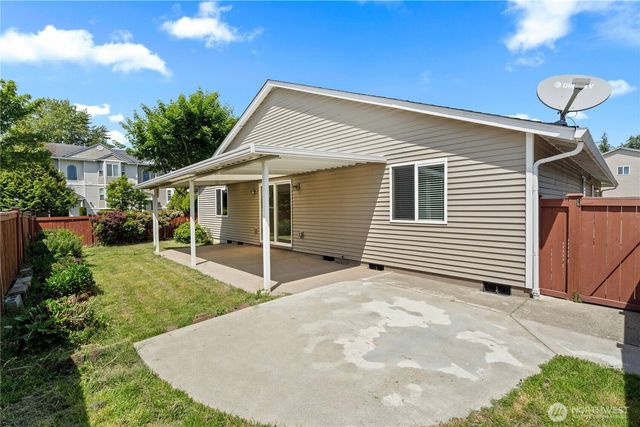 7101 33rd Way NE, Lacey, WA 98516