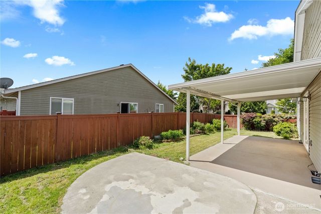 7101 33rd Way NE, Lacey, WA 98516