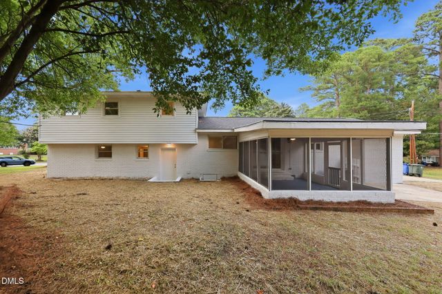 6326 Cool Shade Drive, Fayetteville, NC 28303