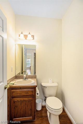 42640 Park Cresent Drive, Sterling Heights, MI 48313