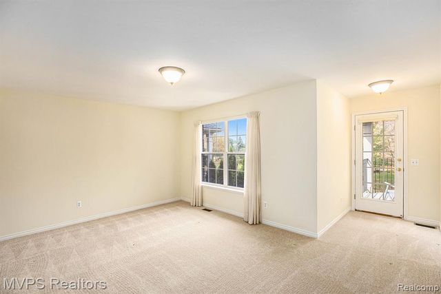 42640 Park Cresent Drive, Sterling Heights, MI 48313