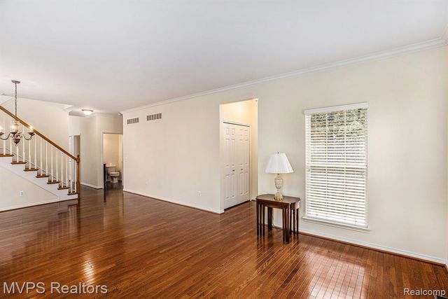 42640 Park Cresent Drive, Sterling Heights, MI 48313