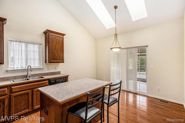 42640 Park Cresent Drive, Sterling Heights, MI 48313