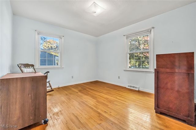 35690 Solon Road, Solon, OH 44139