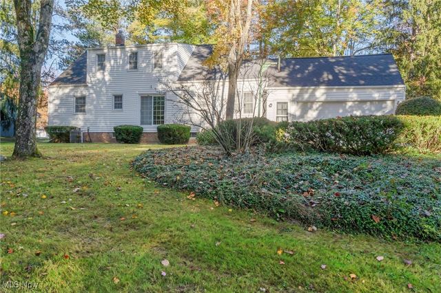 35690 Solon Road, Solon, OH 44139