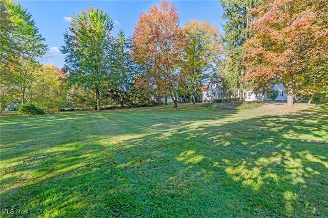 35690 Solon Road, Solon, OH 44139