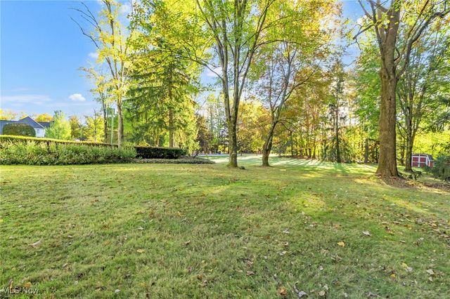 35690 Solon Road, Solon, OH 44139