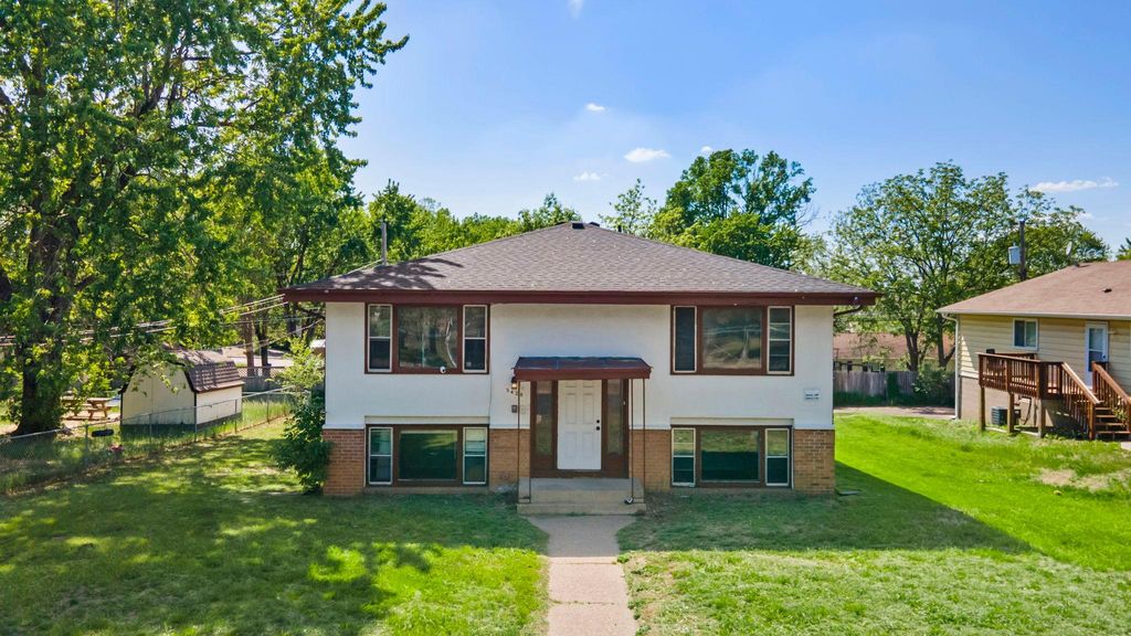 5428 5th Street NE, Fridley, MN 55421