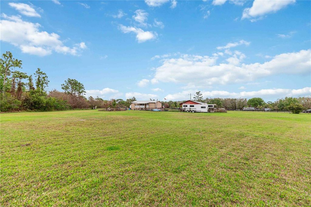 Image 36 of property listing at 4710 BRIAR PATCH LANE, St Cloud, FL 34771