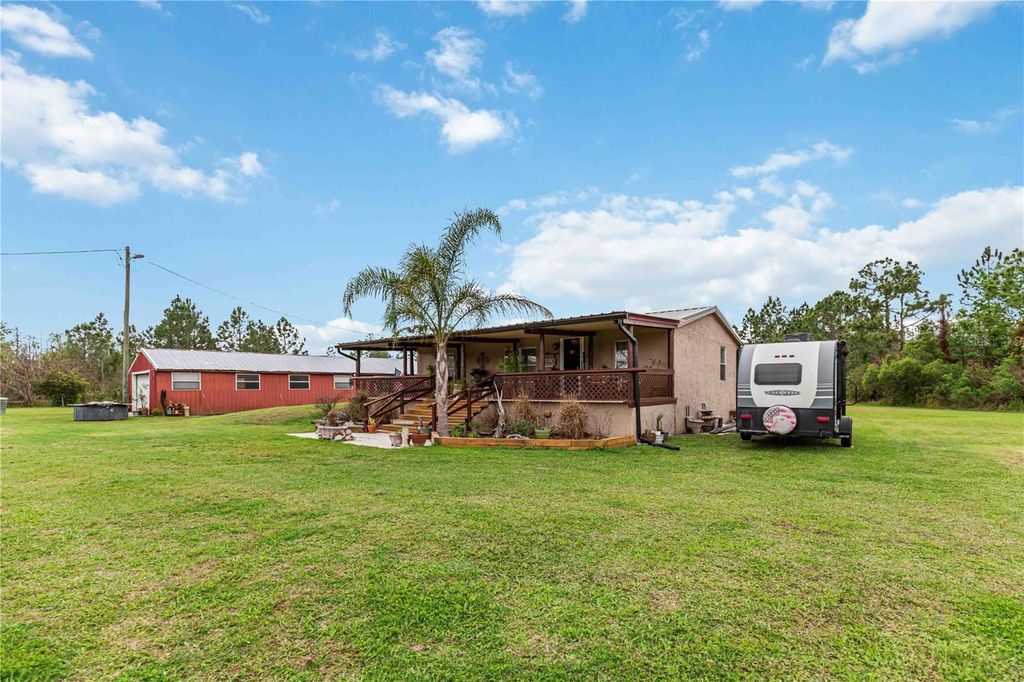 Image 5 of property listing at 4710 BRIAR PATCH LANE, St Cloud, FL 34771