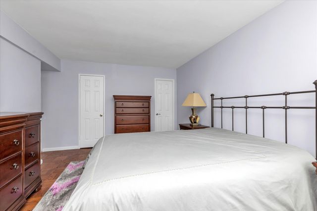 34 Pearsall Avenue 1C, Glen Cove, NY 11542