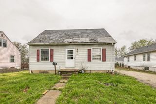 216 W Garfield Avenue, Decatur, IL 62526