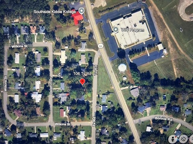 106 Tv Rd, Dothan, AL 36301
