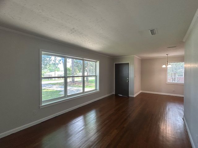 106 Tv Rd, Dothan, AL 36301
