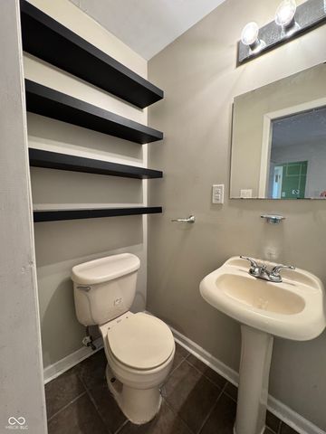 7425 Dean Road, Indianapolis, IN 46240