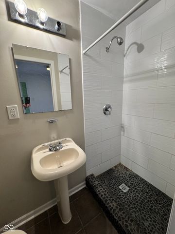 7425 Dean Road, Indianapolis, IN 46240