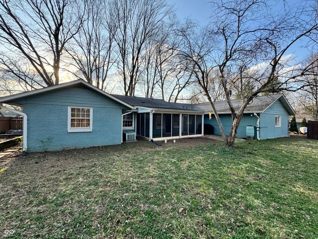 7425 Dean Road, Indianapolis, IN 46240