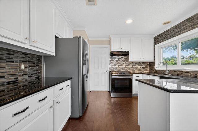 13327 Harpers Bridge Drive, Houston, TX 77041