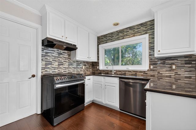 13327 Harpers Bridge Drive, Houston, TX 77041